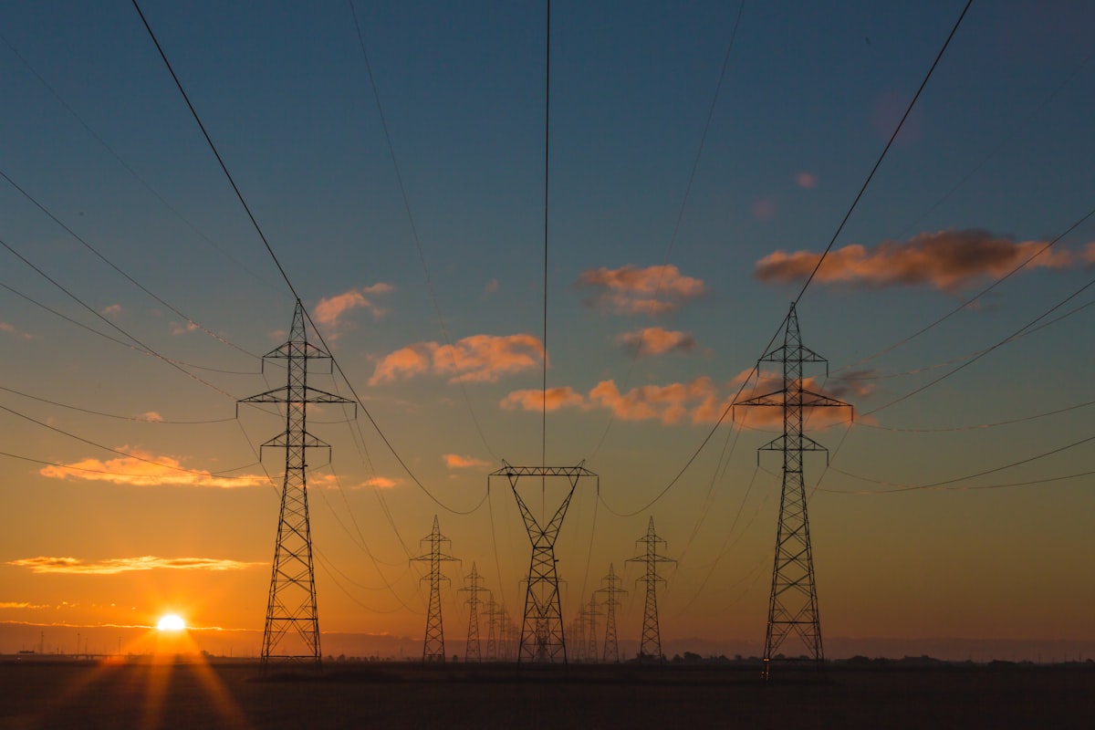 Güneş Enerjisi Santralleri (GES) Saha Kurulumları - Kare 3