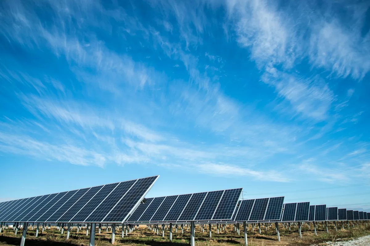 Auswahl von Transformatoren und Kompaktstationen für gewerbliche PV-Großanlagen